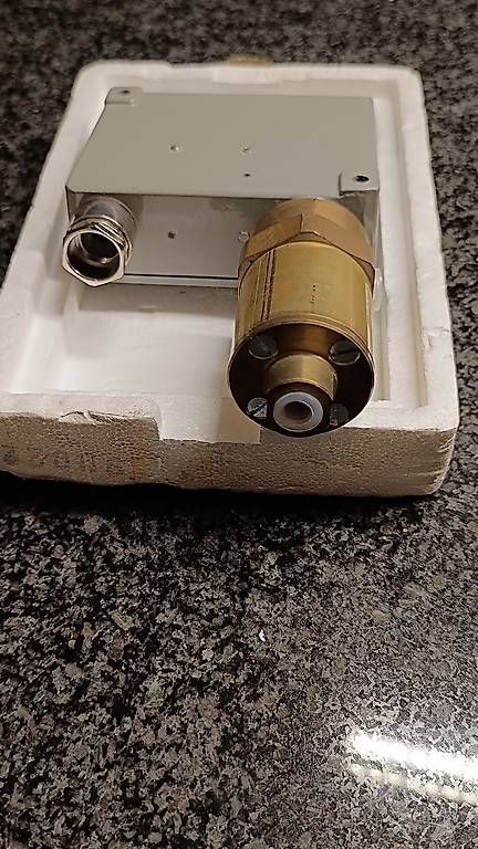 Spine: Pressostat Typ 920 2374  trafag – Usato da Hägendorf venduto da CLBPL4 3