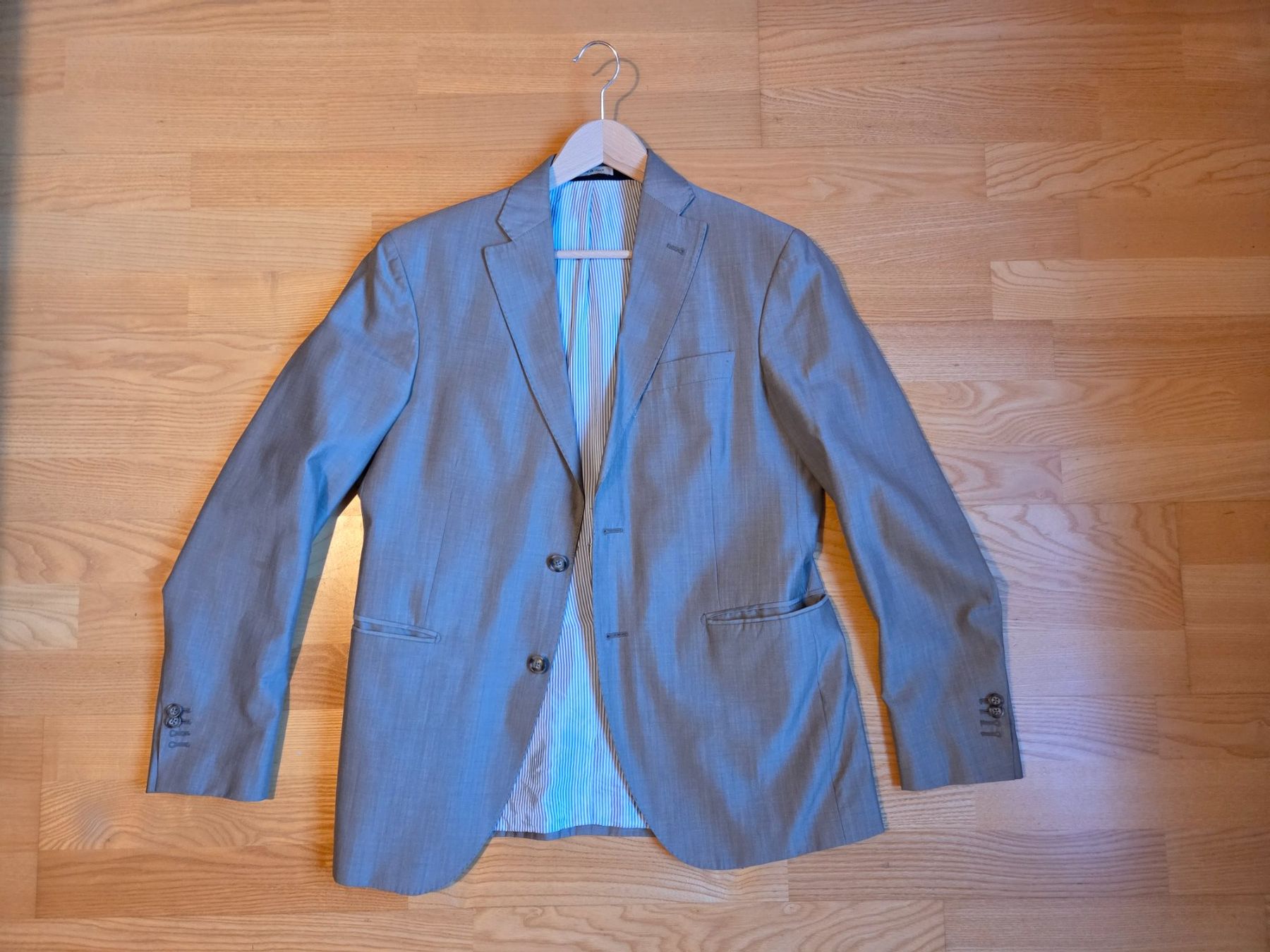 Completi: 2 teilige Anzug Agnelo Nardelli Gr 52 – Usato da Basel venduto da olivier84