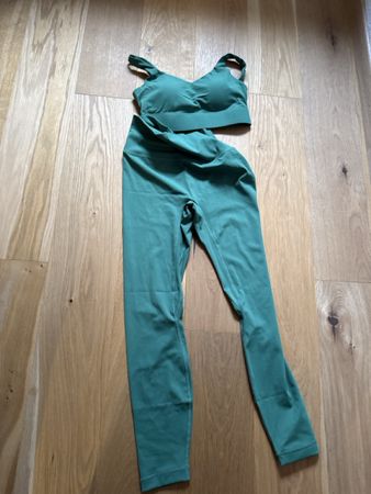 Sportliches Set in Grün - perfekt für den Frühling!
