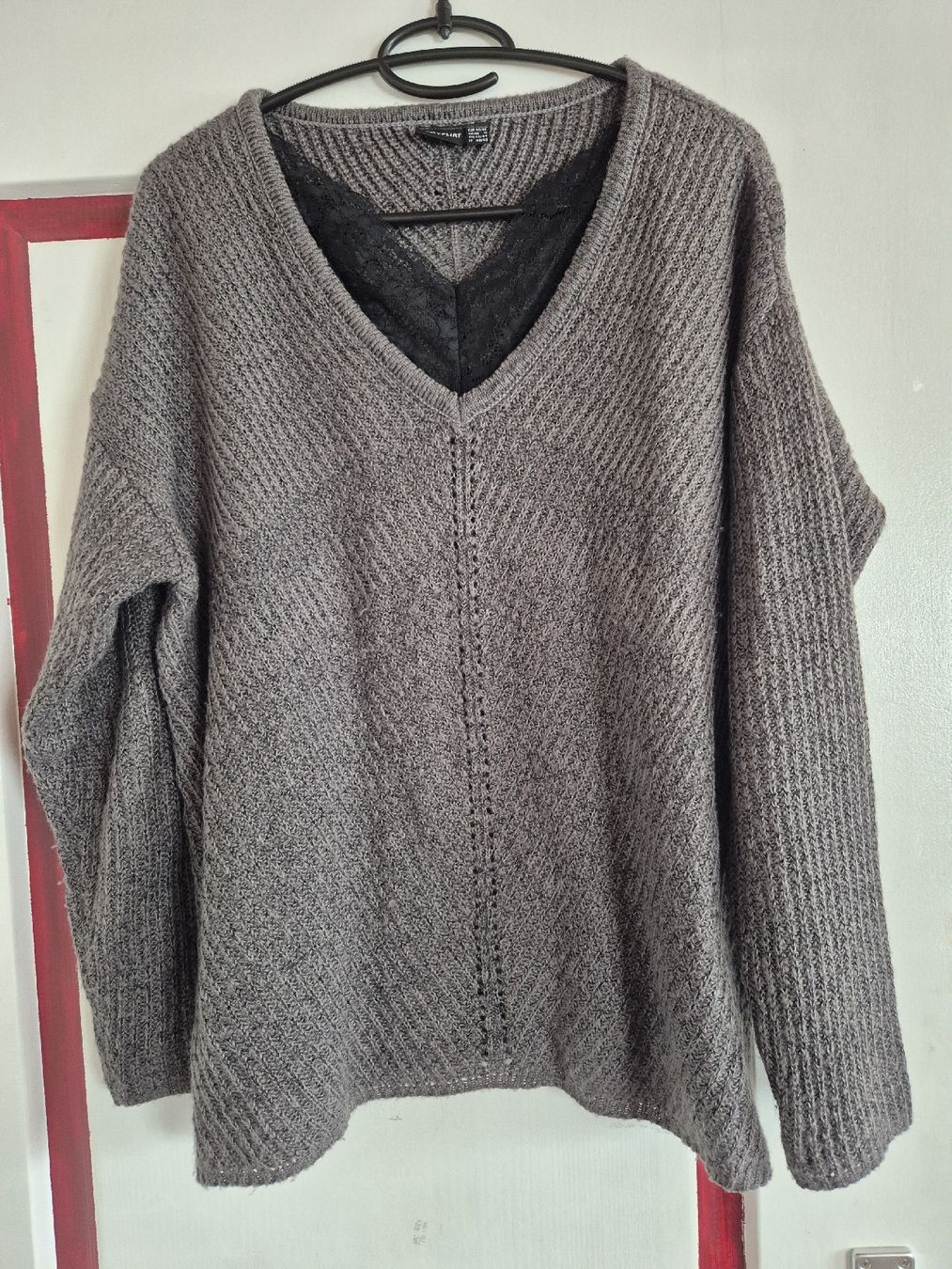 Maglioni & Felpe: Bodyflirt Strickpullover, Gr. M (40/42), – Usato da Balterswil venduto da bischoftanja