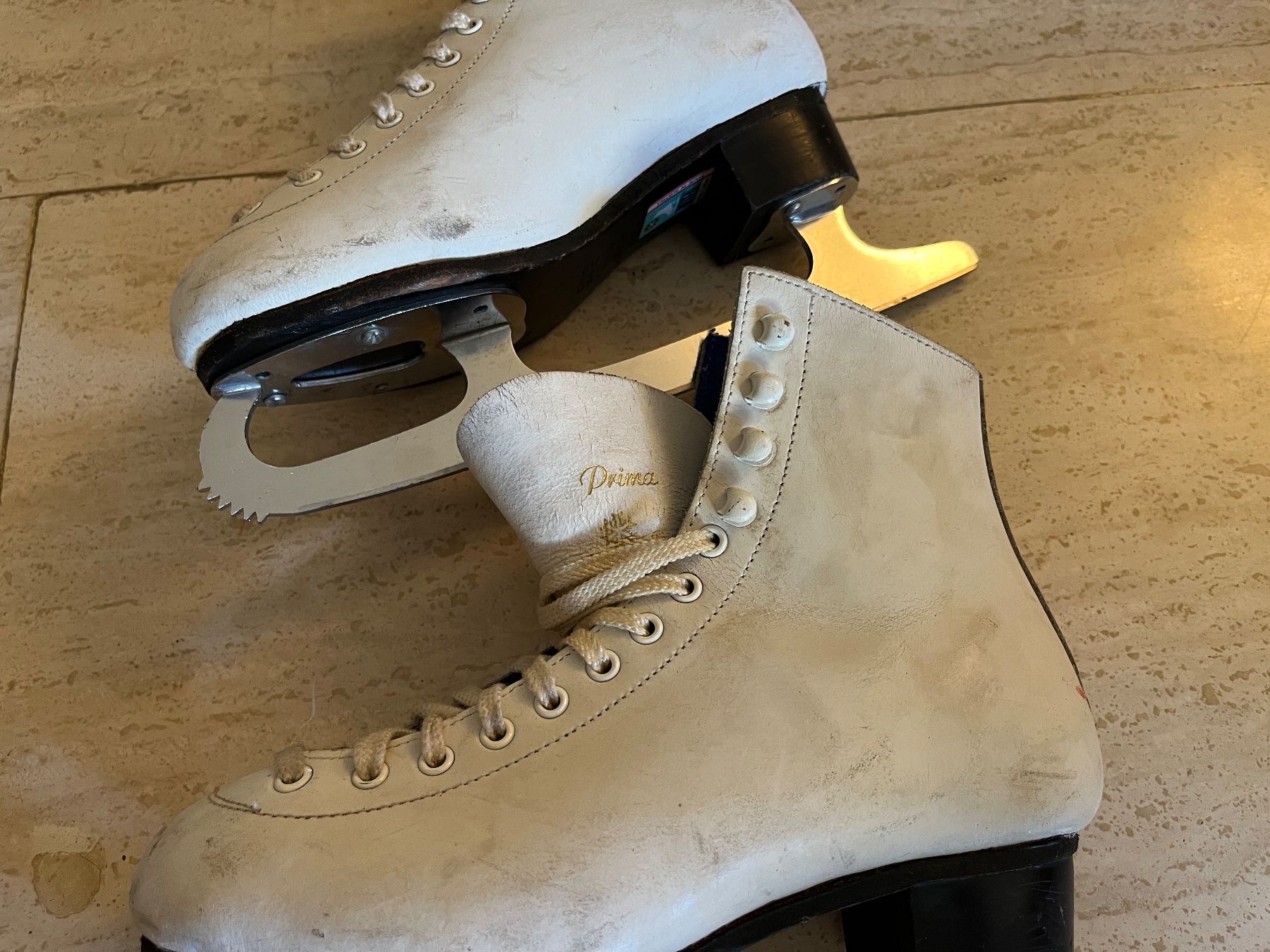 Patins à glace: Schlittschuhe Grösse 36 – D'occasion à Zürich par Pellicano 4