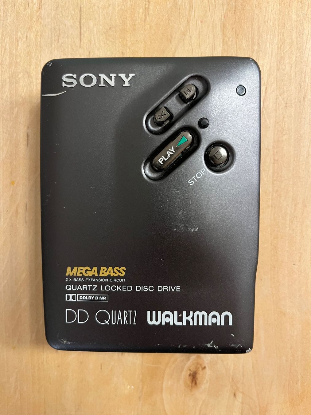 Sony Lettore multimediale portatile: SONY WALKMAN DD33 – Difettoso da Bülach venduto da TrowbridgeAnalogue