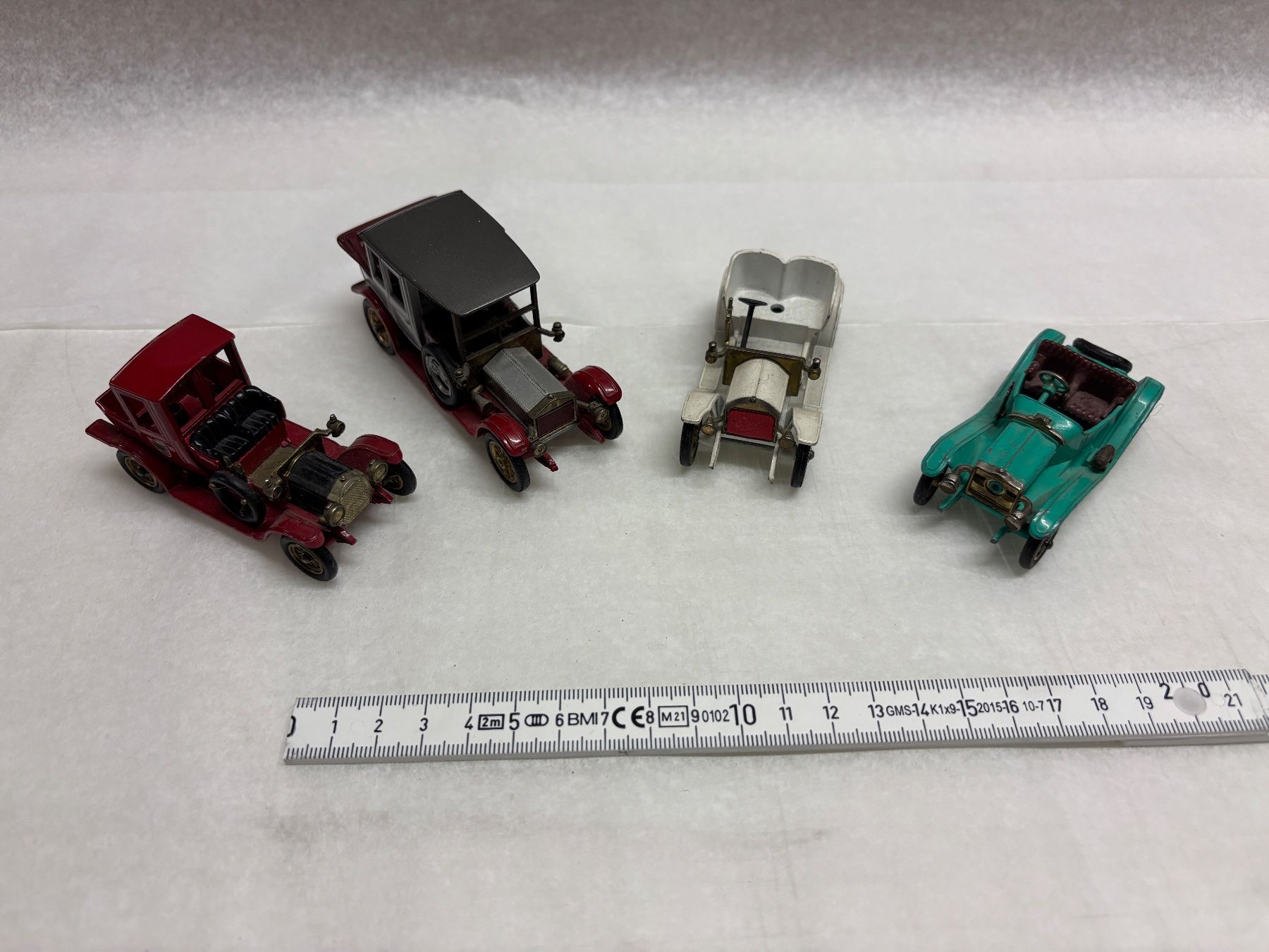 Modellini d'auto: Assortiment de 13 miniatures auto – Usato da Chêne-Bougeries venduto da jool 2