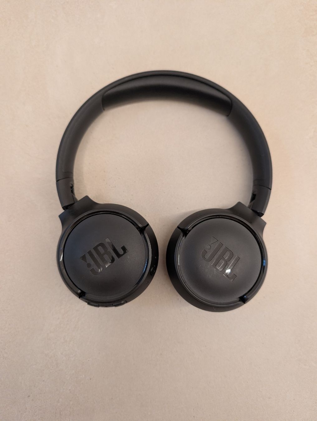 JBL Kopfhörer: JBL Bluetooth Kopfhörer – Gebraucht aus Schwanden GL von nadine_gl 1