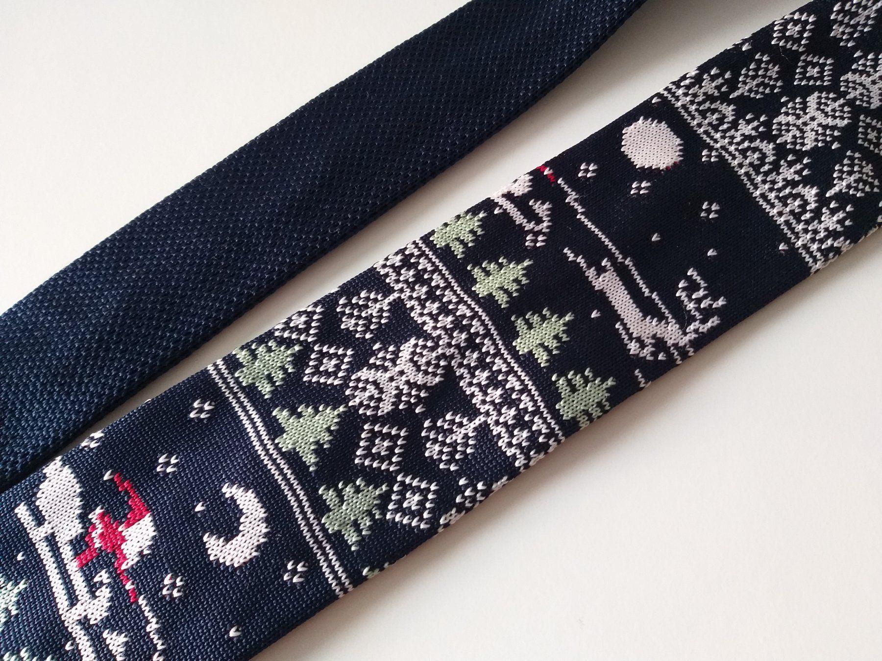 Krawatten: Cravate pour Noël / Weihnachten Krawatte – Gebraucht aus Cossonay-ville von Super-Price-Quality 3