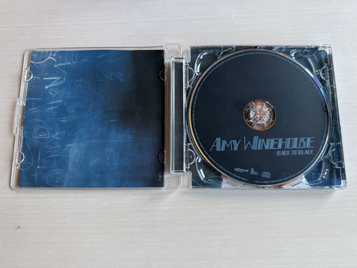 CD: Amy Winehouse - Back to Black CD – Usato da Oberried Brienz venduto da Chyara 2