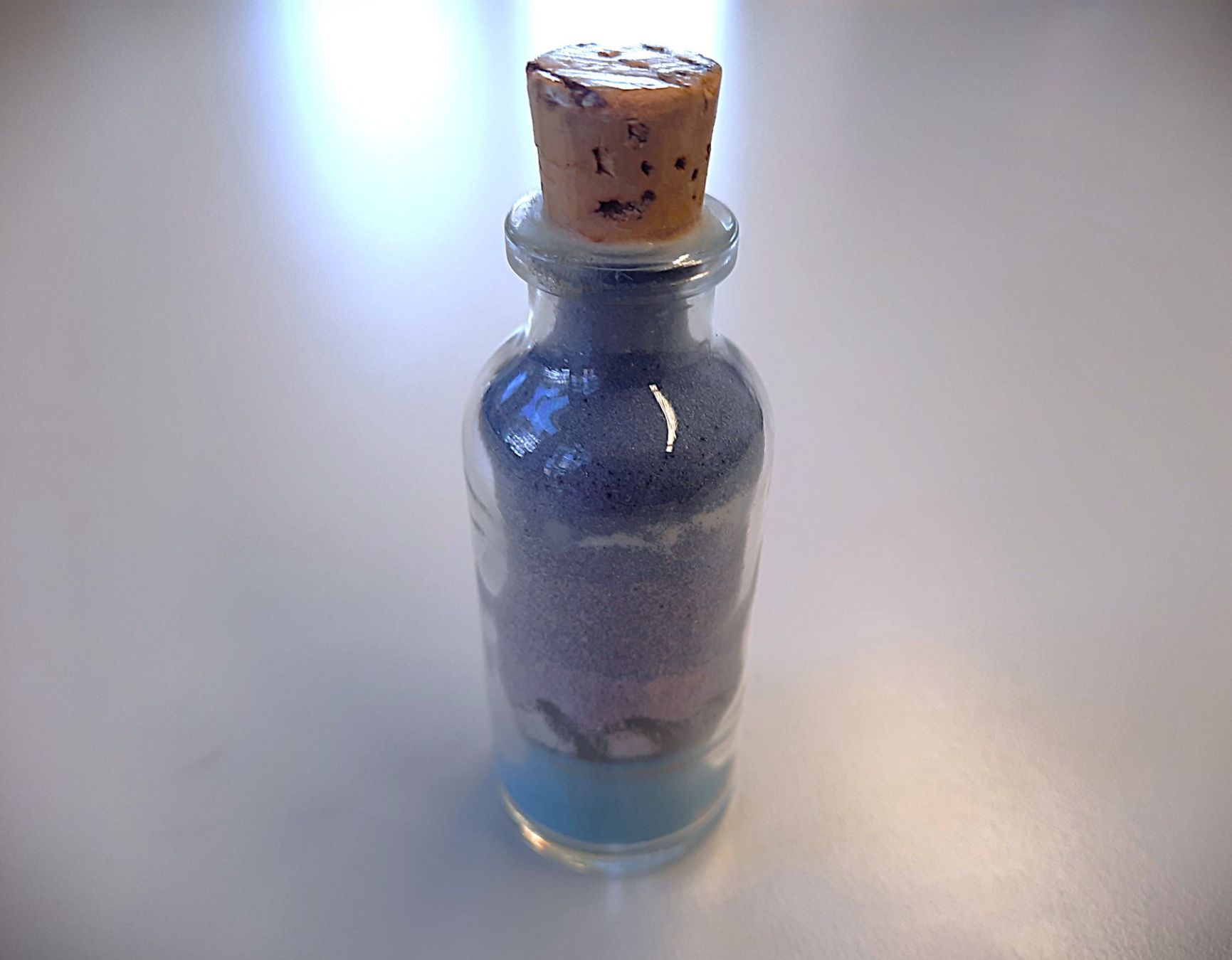 Tutte le decorazioni: Sand Kunst im mini Glasfläschchen – Usato da Beinwil am See venduto da Restwert_Beinwil 1
