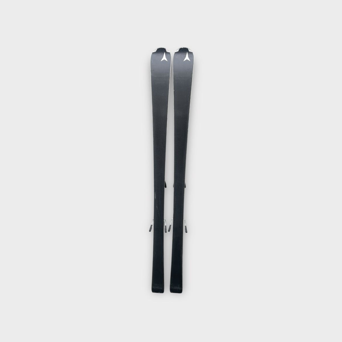 Atomic Skis: Atomic Ski 168cm  Lot010325023 – Gebraucht aus Murten von Ski-Outlet 4
