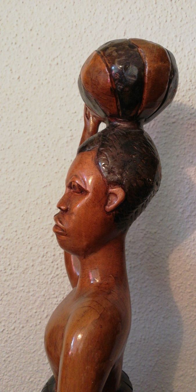 Skulpturen & Statuen: Afrikanische Kunst - Holz Skulptur 74 cm Ruanda – Gebraucht aus Emmenbrücke von Ulisse-22 9