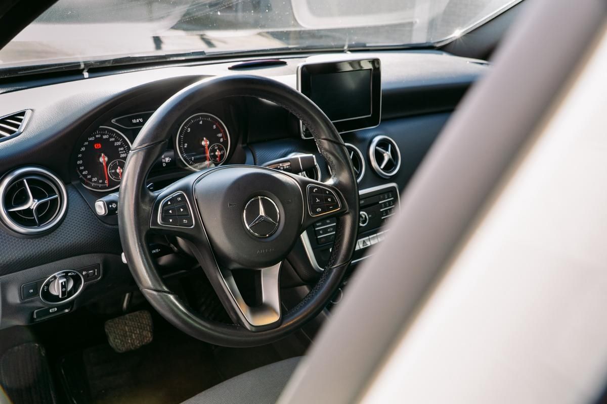 Mercedes-Benz Autos: Mercedes A 180d – Gebraucht aus Balgach von cmu_v2z8