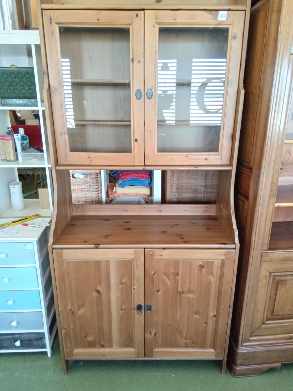 Ikea Vetrine: Holzvitrine Ikea Leksvik Buffet – Usato da Pratteln venduto da Cartonsducoeur_bl