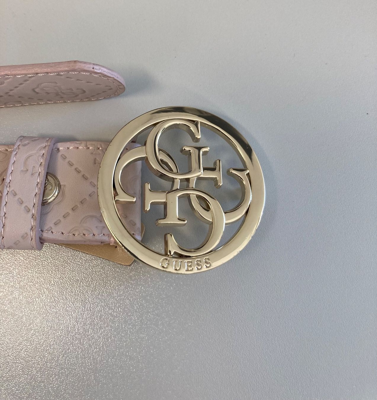 Guess Gürtel: Gürtel von Guess in hellrosa – Neu (gemäss Beschreibung) aus Thalwil von helvetaki