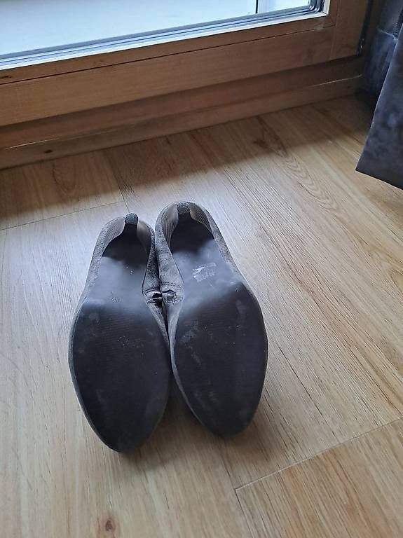 Damenschuhe: High-Heels, Grösse 37 – Gebraucht aus Samedan von t_p_8nvs 2