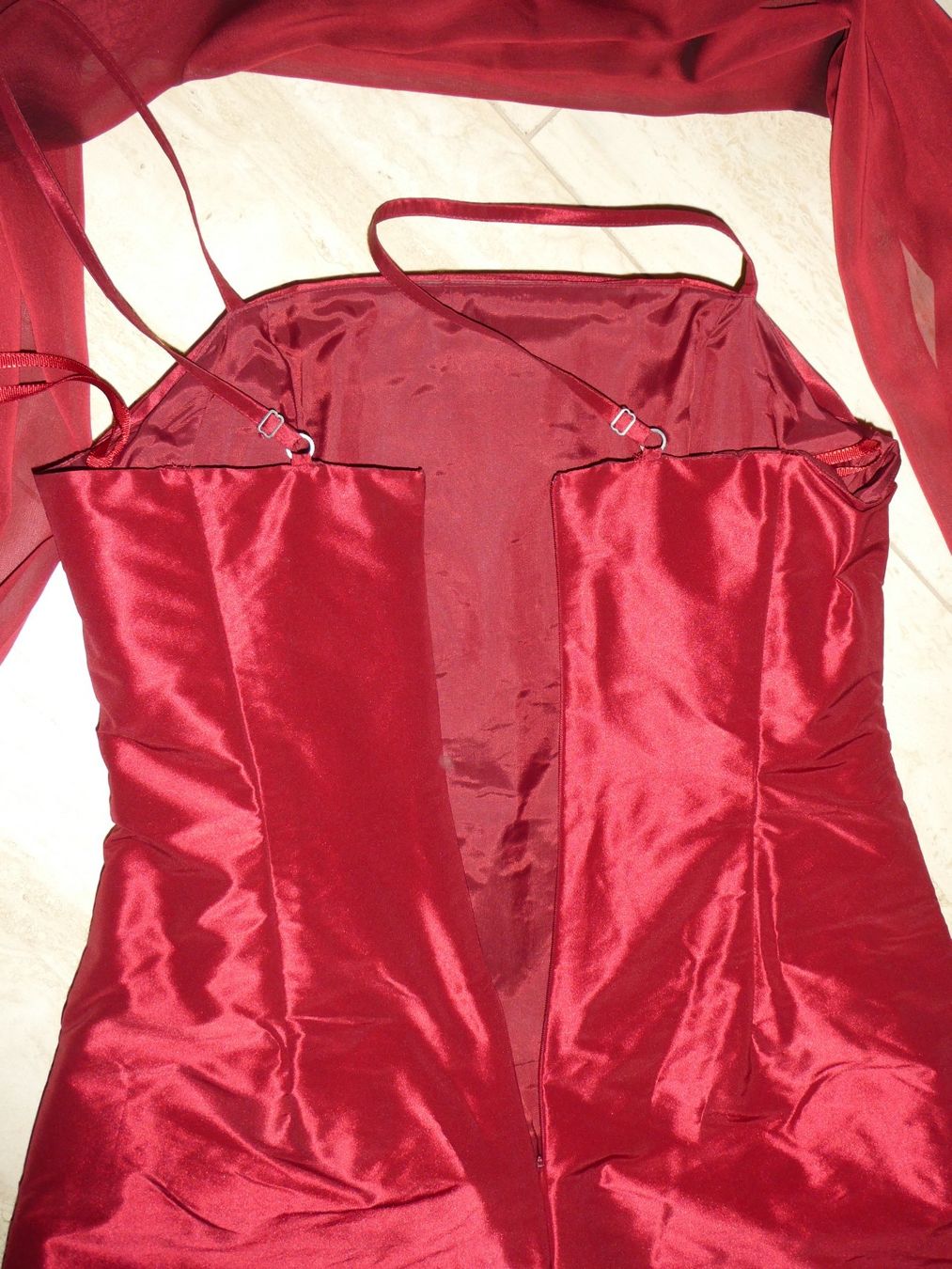 Kleider: Abendkleid – Gebraucht aus Mels von KOSL 2
