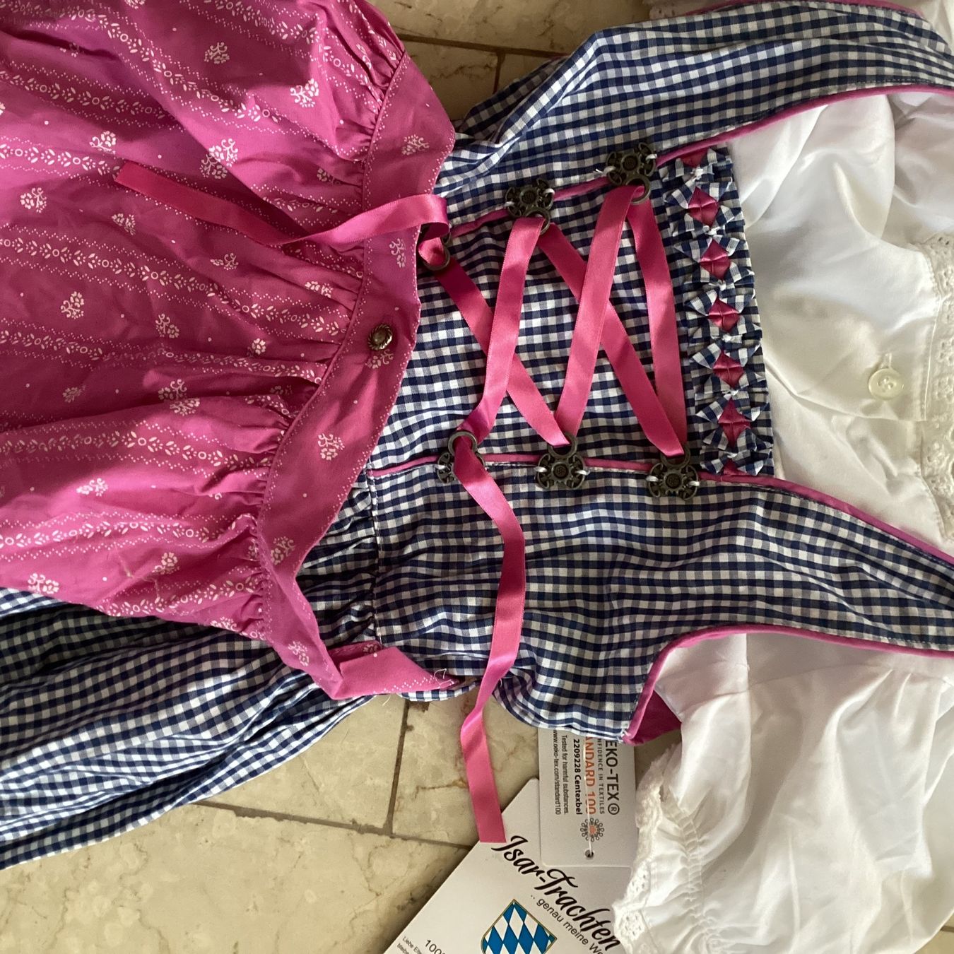 Vestiti & Gonne: Girls Dirndl inkl. Bluse – Nuovo (secondo la descrizione) da Flüelen venduto da ne08 1