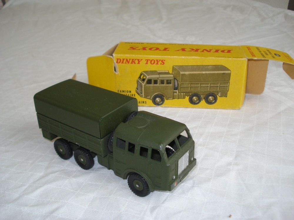 DINKY TOYS ORIGINAL ancien Camion Berliet tout terrain meccano Made In