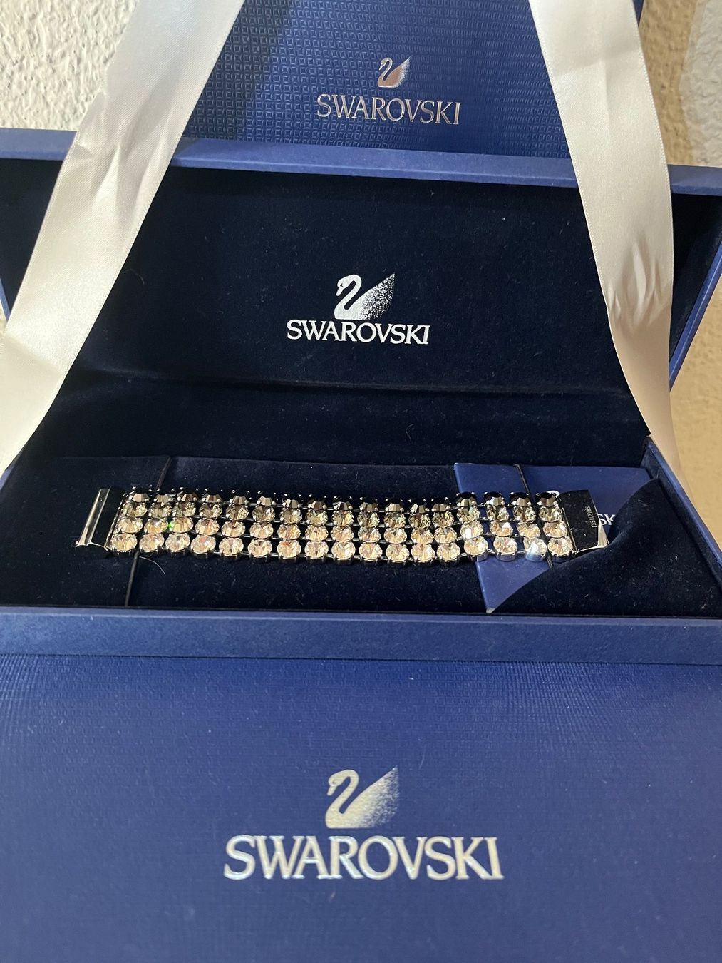 Swarovski Bracciali & Braccialetti: Swarovski statement Armband Neu & original – Nuovo (secondo la descrizione) da Kirchleerau venduto da Piroska05 2