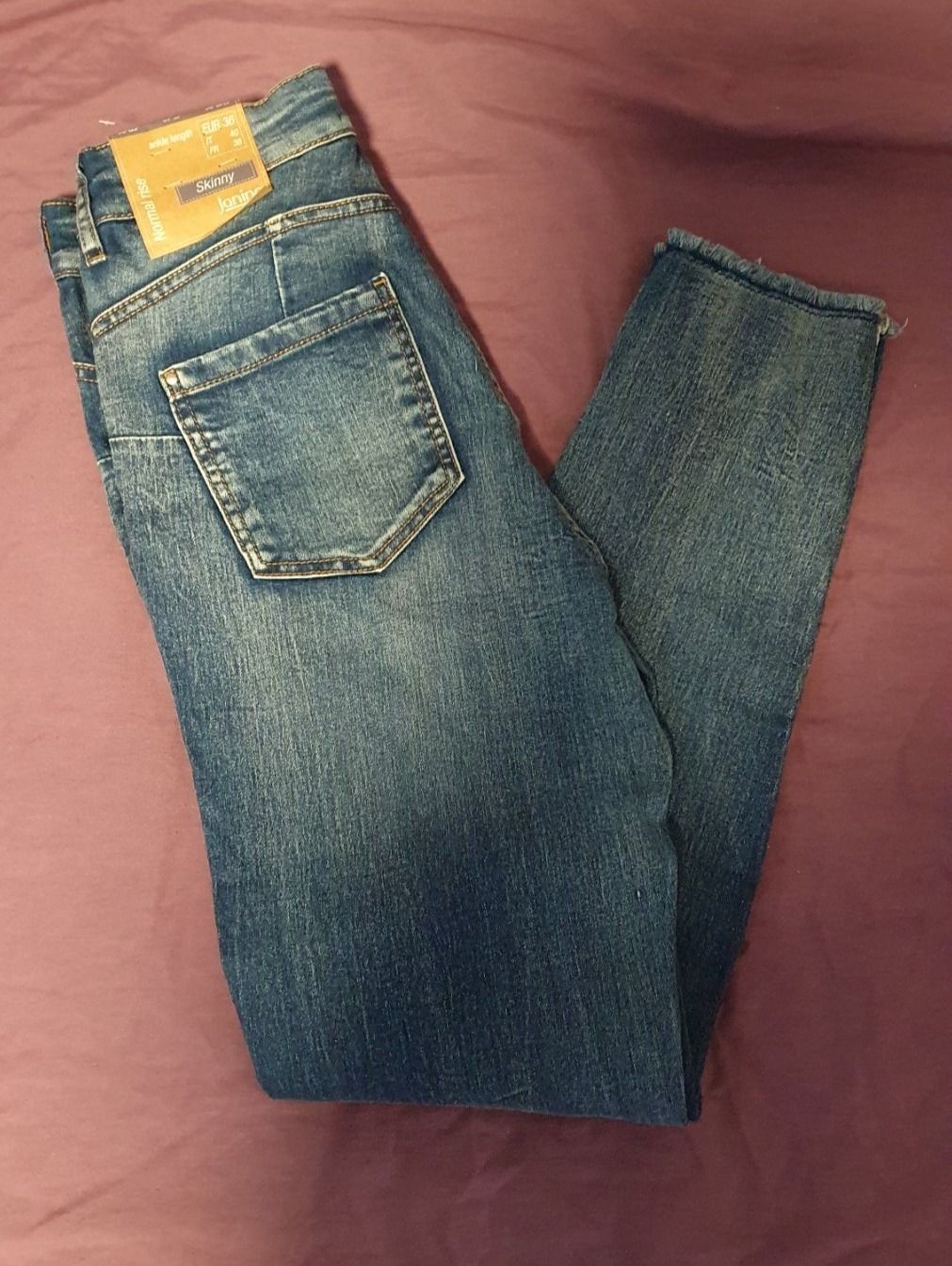 Jeans: Janina skinny jeans, Gr.36 – Neu und originalverpackt aus Muttenz von pixopus 2