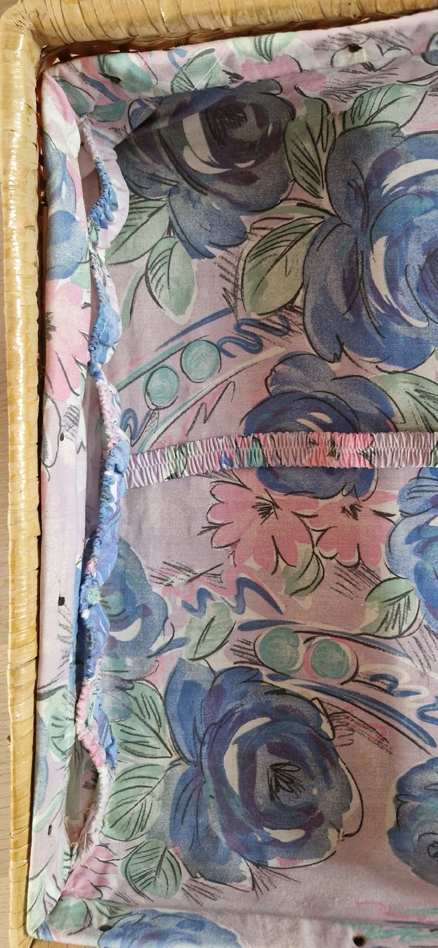 Sonstiges für Haushalt & Wohnen: Bastel-/Picknickkorb mit Blumenmuster  – Gebraucht aus Gasel von sale65 4