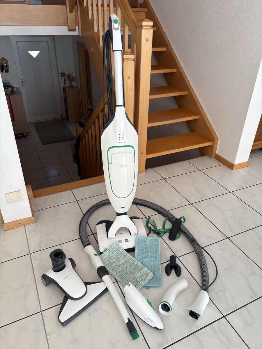 Vorwerk Aspirapolveri & Accessori: Vorwerk Kobold VK200 avec accessoires – Usato da Essert FR venduto da bro_txr8