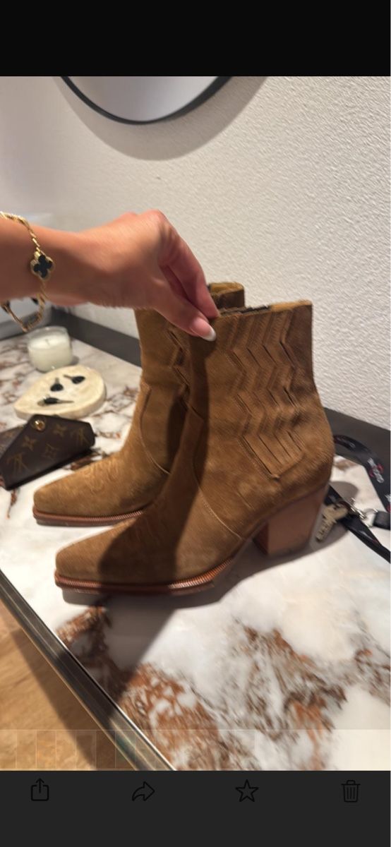 Hermès Scarpe da donna: Hermes Stiefeletten – Usato da Reinach AG venduto da MineD