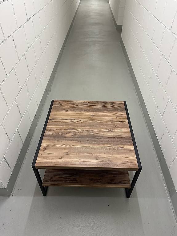 Tavoli: Tisch / Wohnzimmer Tisch – Usato da Ennetbaden venduto da ste_l2rj 3