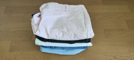 Five Top condition shorts, size 44