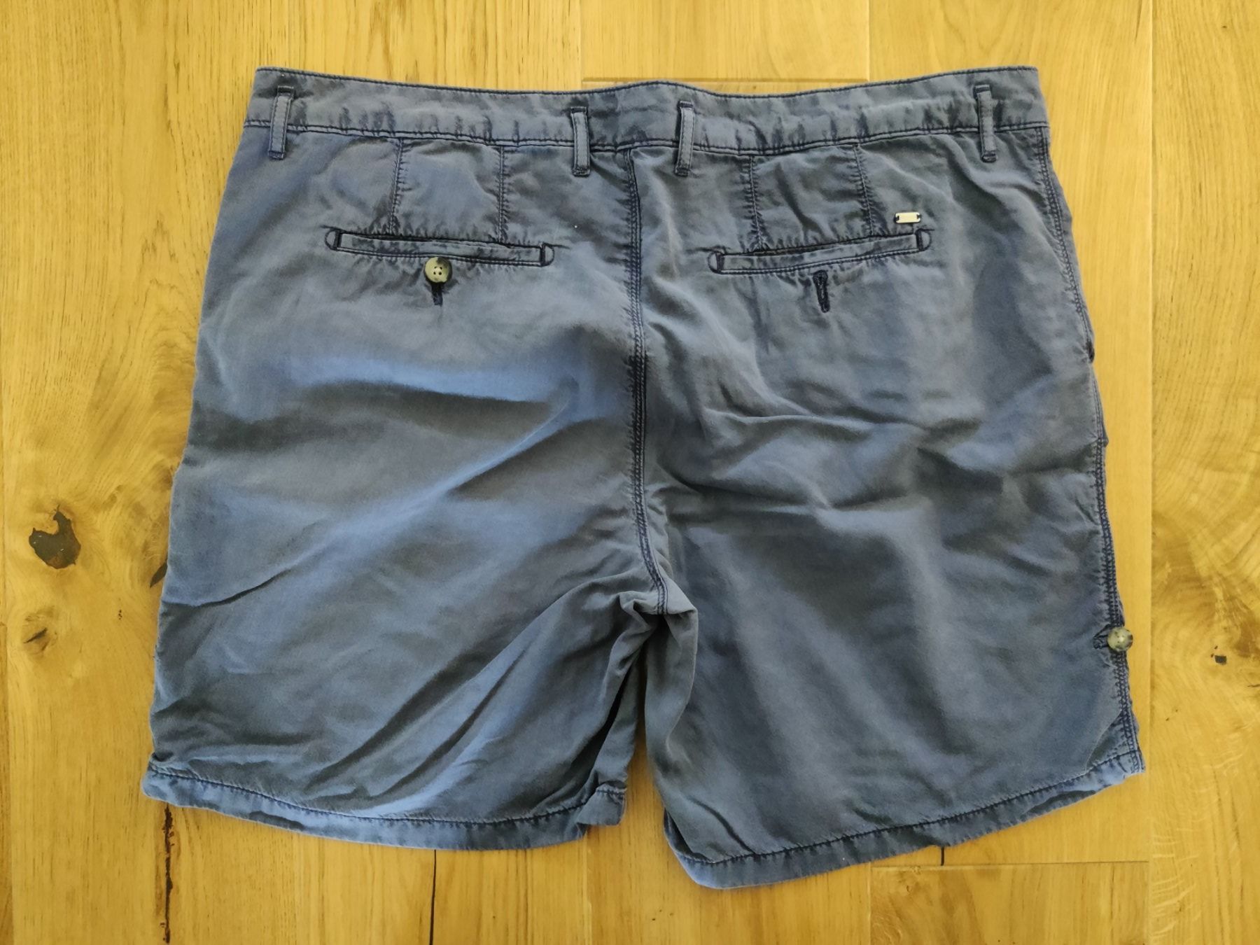 Tommy Hilfiger Pantaloni: Hose – Usato da Basel venduto da vel_w2tr 1