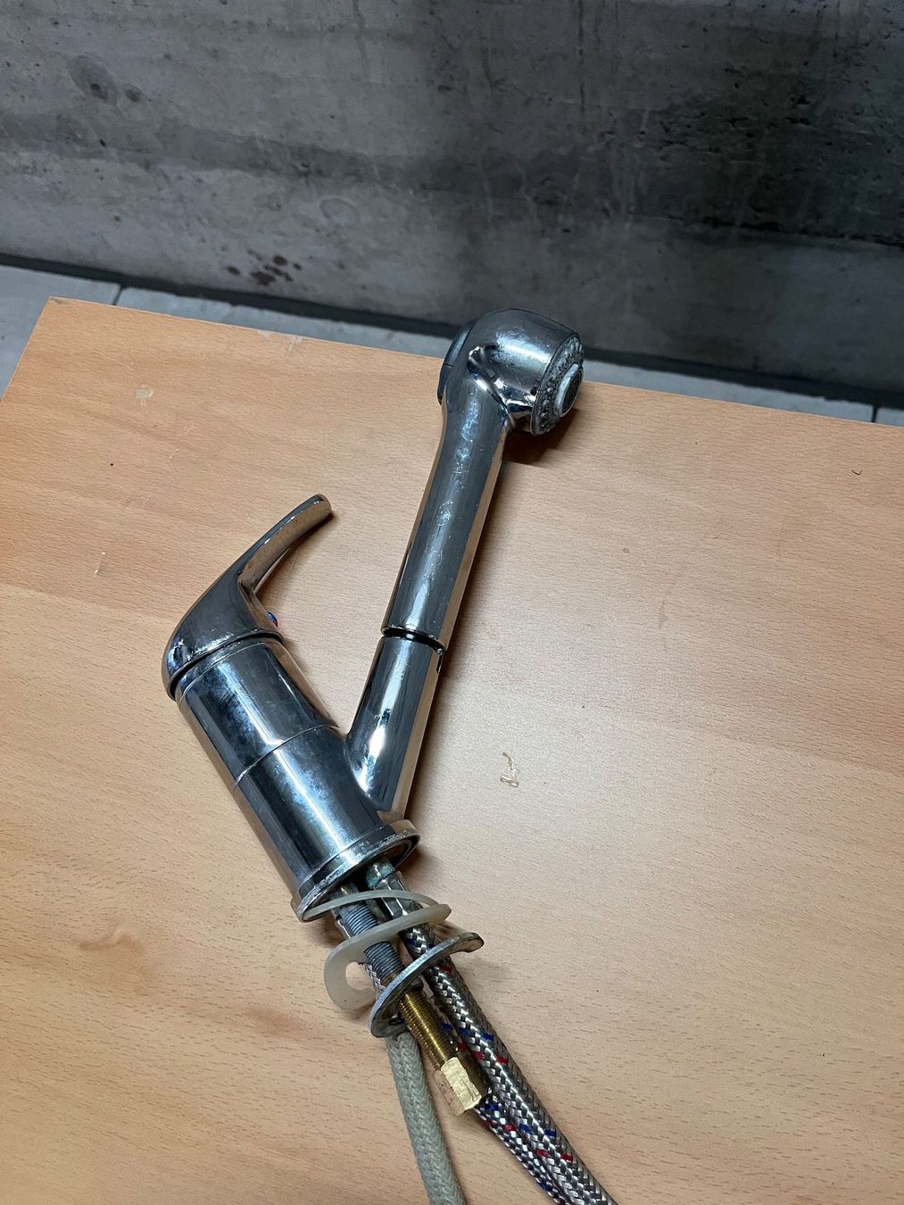 Armaturen: Multifunktionaler Küchenhahn - Multifunction Kitchen tap – Gebraucht aus Schwyz von STANSFI 1