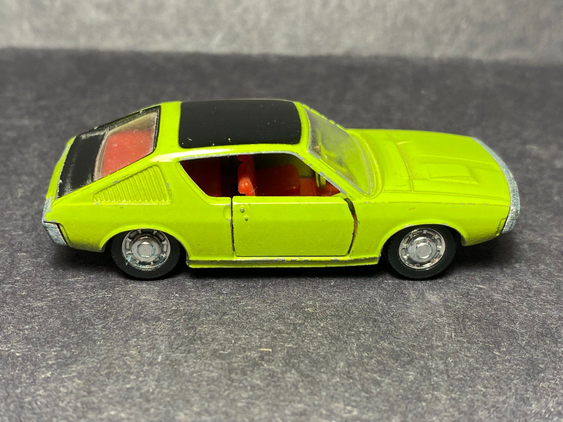 Schuco Modellautos: Schuco Renault 17 Coupé Modellauto 1:66 – Gebraucht aus Spiez von Mlandcruiser 5