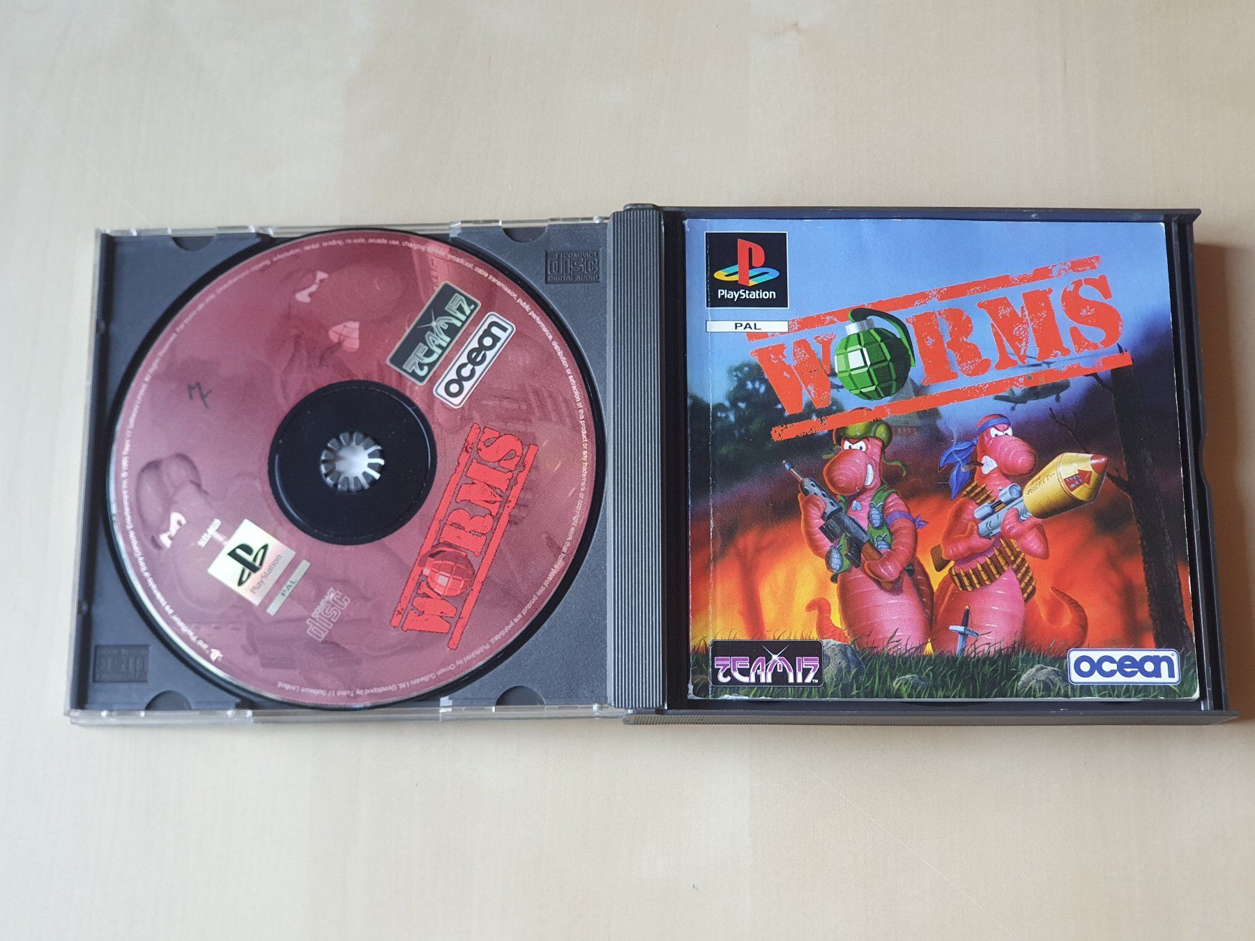 Sony Jeux: Worms – D'occasion à Stansstad par collectorsshop 2