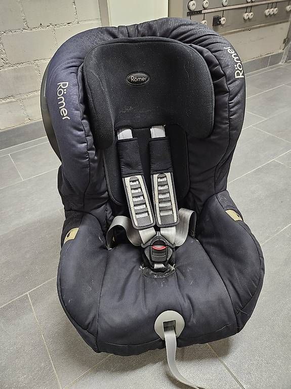 Sièges auto: Kindersitz – D'occasion à Therwil par Uurbi 2