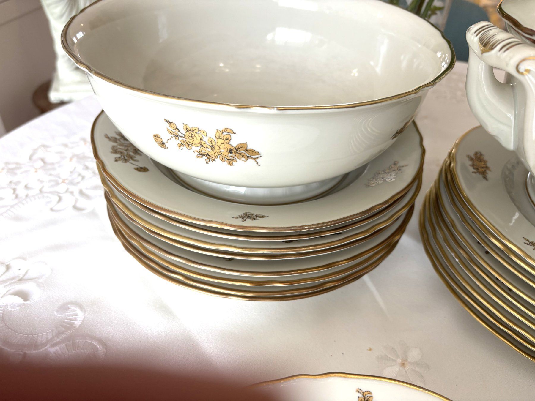 Set di piatti: Elegante  Weichnachten Essservize von Langenthal – Usato da Zürich venduto da Nofelet31 2
