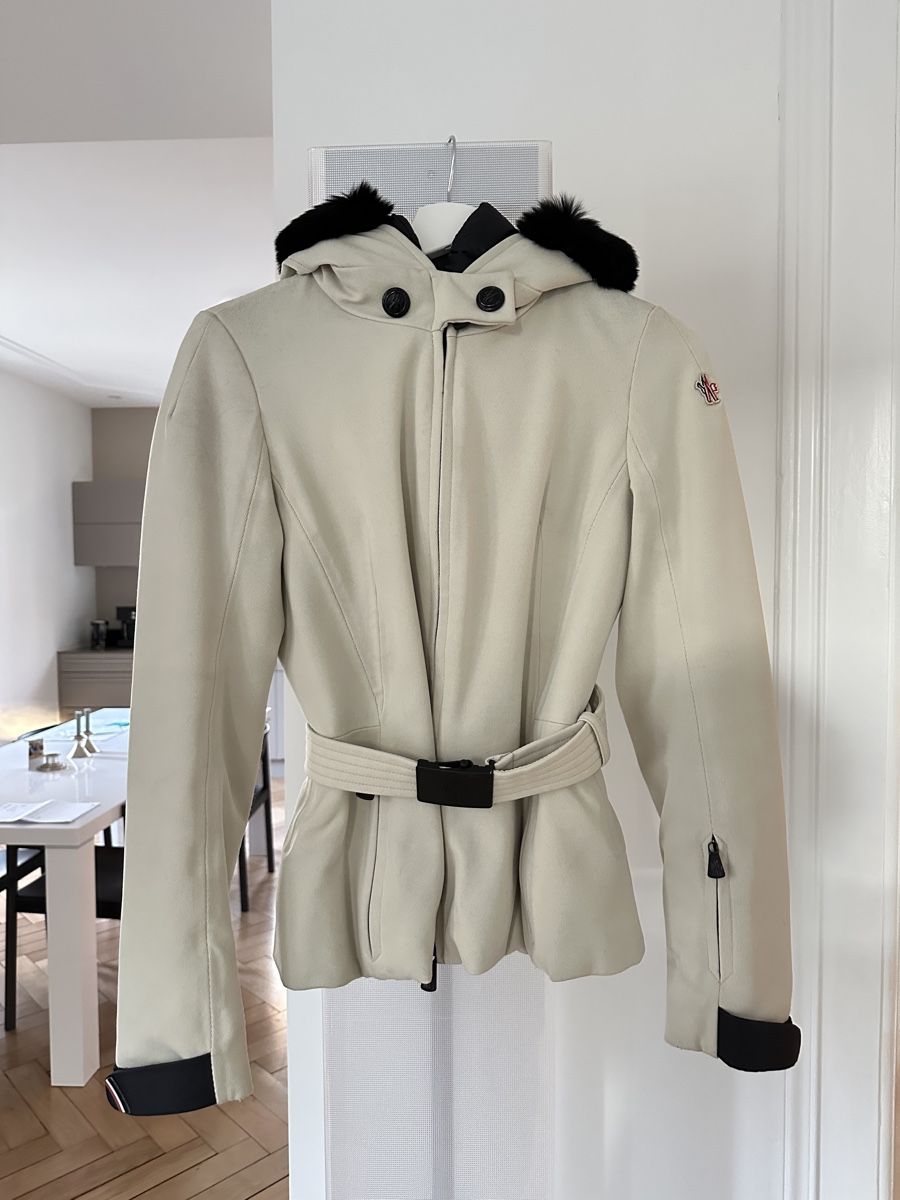Moncler Giacche: Moncler Grenoble Ski Jacke - Größe XS/S – Nuovo (secondo la descrizione) da Kilchberg ZH venduto da atn_99xt