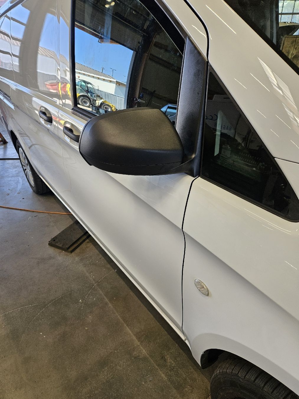 Mercedes-Benz Tutti pezzi di ricambio auto: Merceders Vito 116 spiegel R/S – Usato da Zizers venduto da Dave82