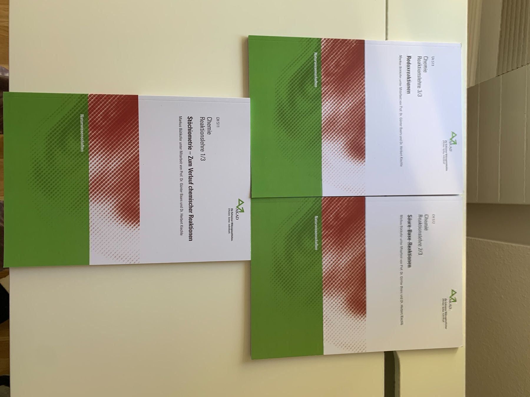 Libri: AKAD Chemie Bücher, Passarelle – Usato da Dietikon venduto da Kompsognat02 4