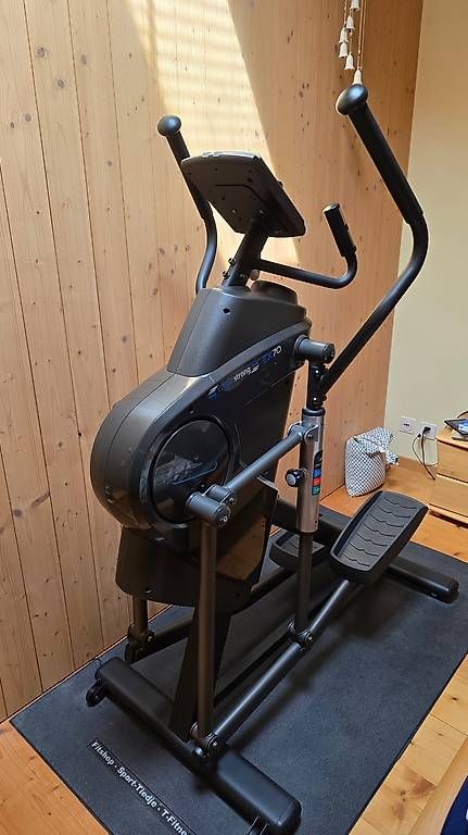 Hometrainer: Cardiostrong Crosstrainer EX70 – Usato da Alpnach Dorf venduto da CPe6055
