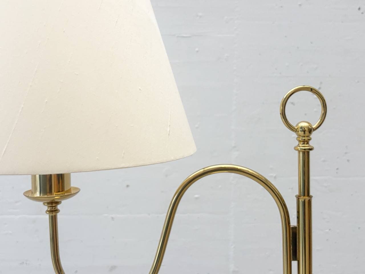 Lampade: Vintage höhenverstellbare Stehleuchte aus Messing – Usato da Zürich venduto da LeMoege 3