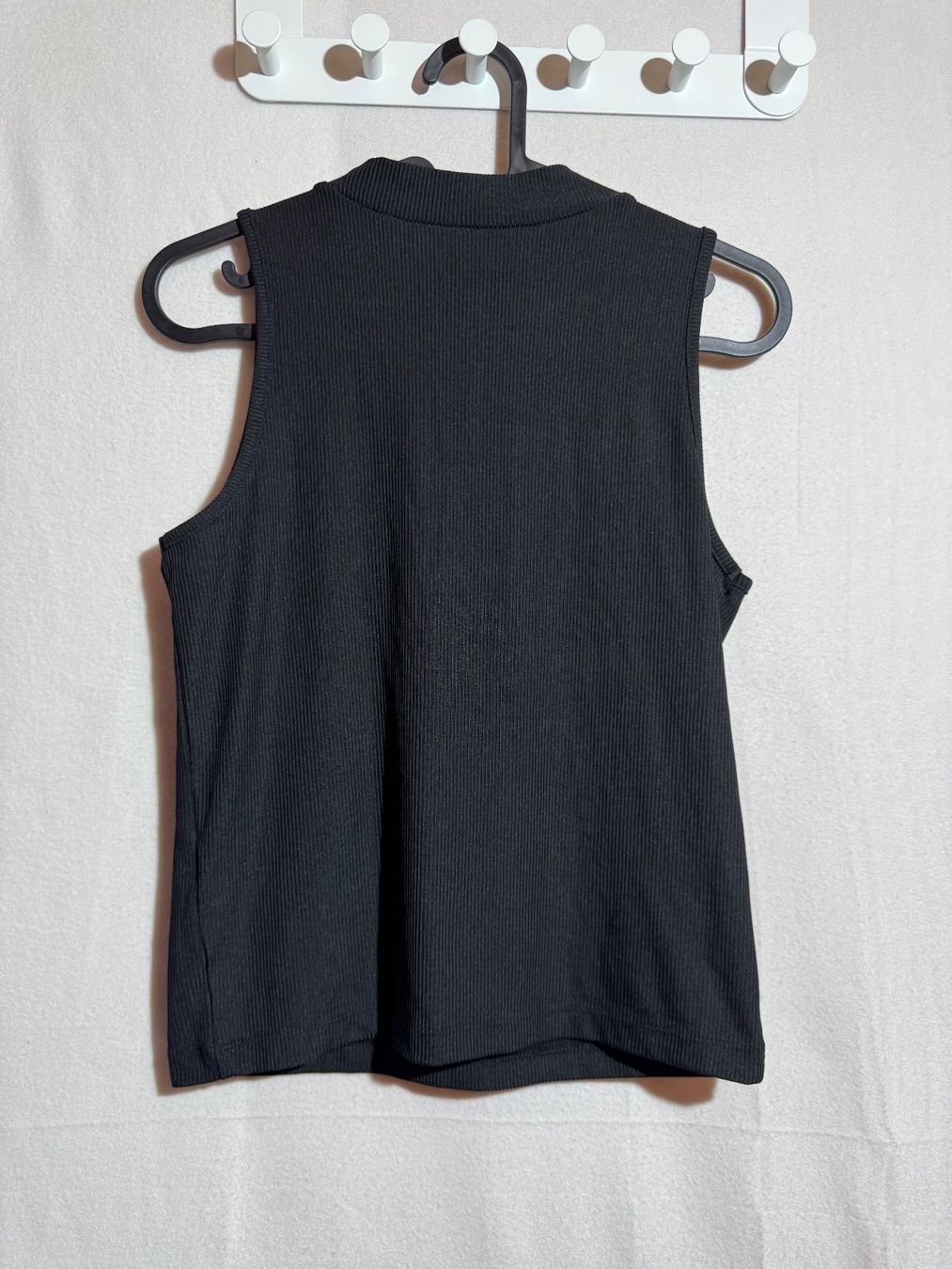 Top: Ärmelloses Top Basic von Chicoree Gr. L – Usato da Grosswangen venduto da SALE_SALE_SALE 4