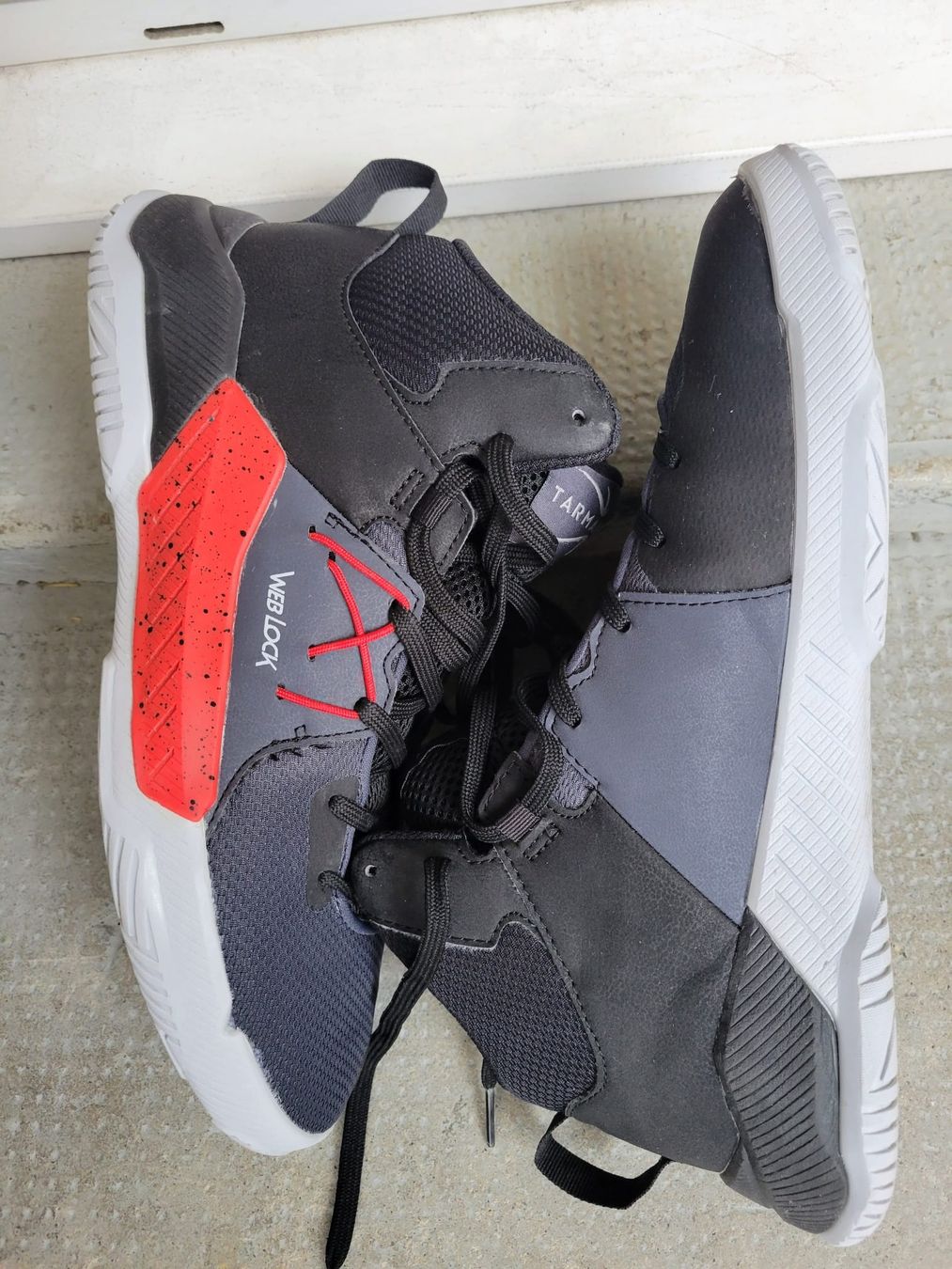 Voguerra Herren High-Top-Basketballschuhe – Graffiti-Design, Atmungsaktives Mesh, Gepolsterte Zwischensohle, Für Halle & Draußen