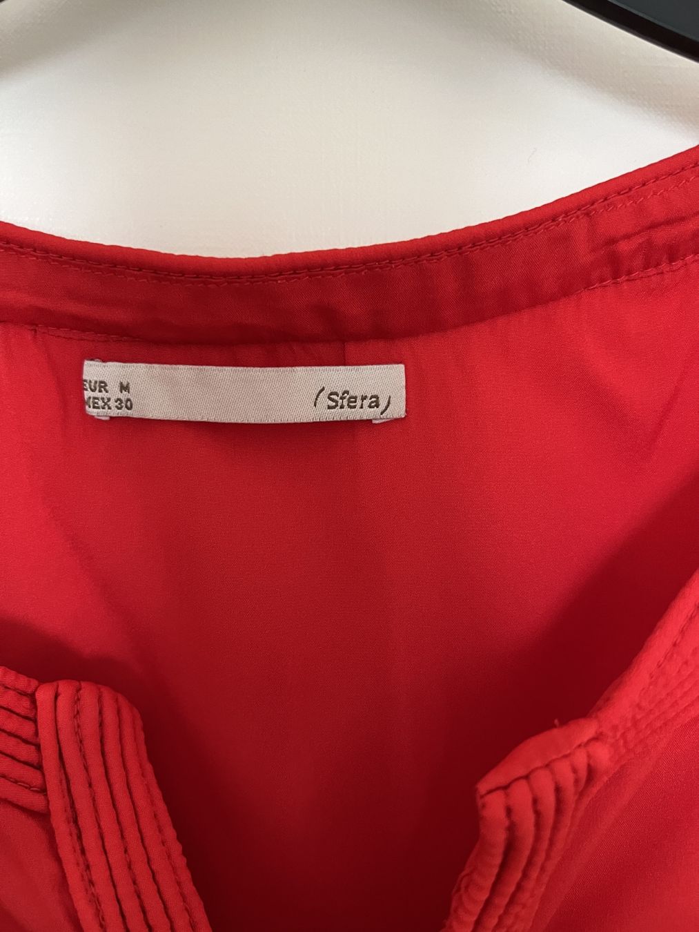 Top: SFERA Red Top EUR M – Usato da Horgen venduto da linuxrp 6
