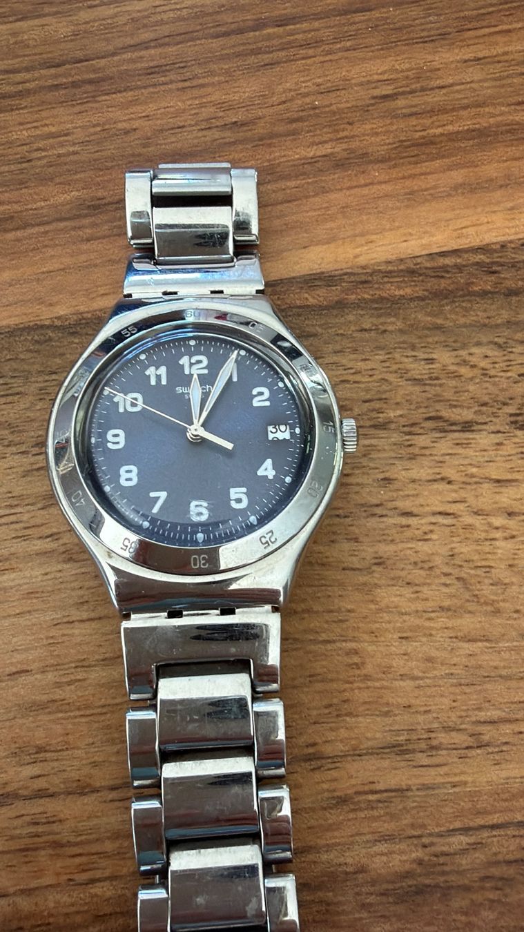 Swatch Uhren: Swatch Irony Herren Blue Pool – Gebraucht aus Versoix von chr_2rpz