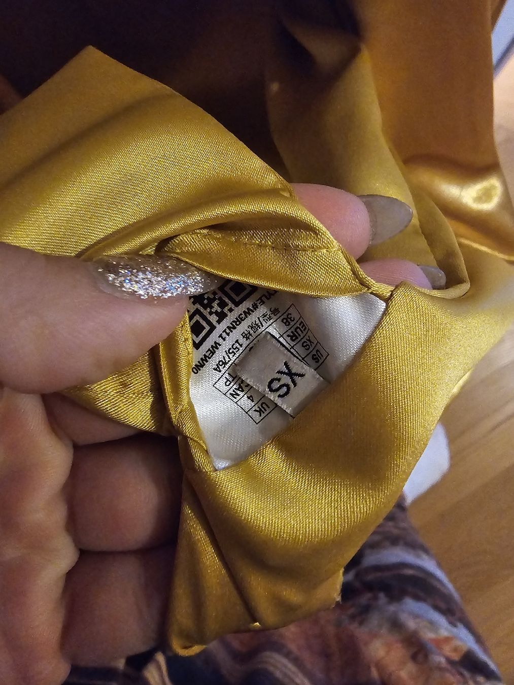 Guess Giacche: GUESS Blazer Gold XS – Nuovo (secondo la descrizione) da Samstagern venduto da Octopussycat 3