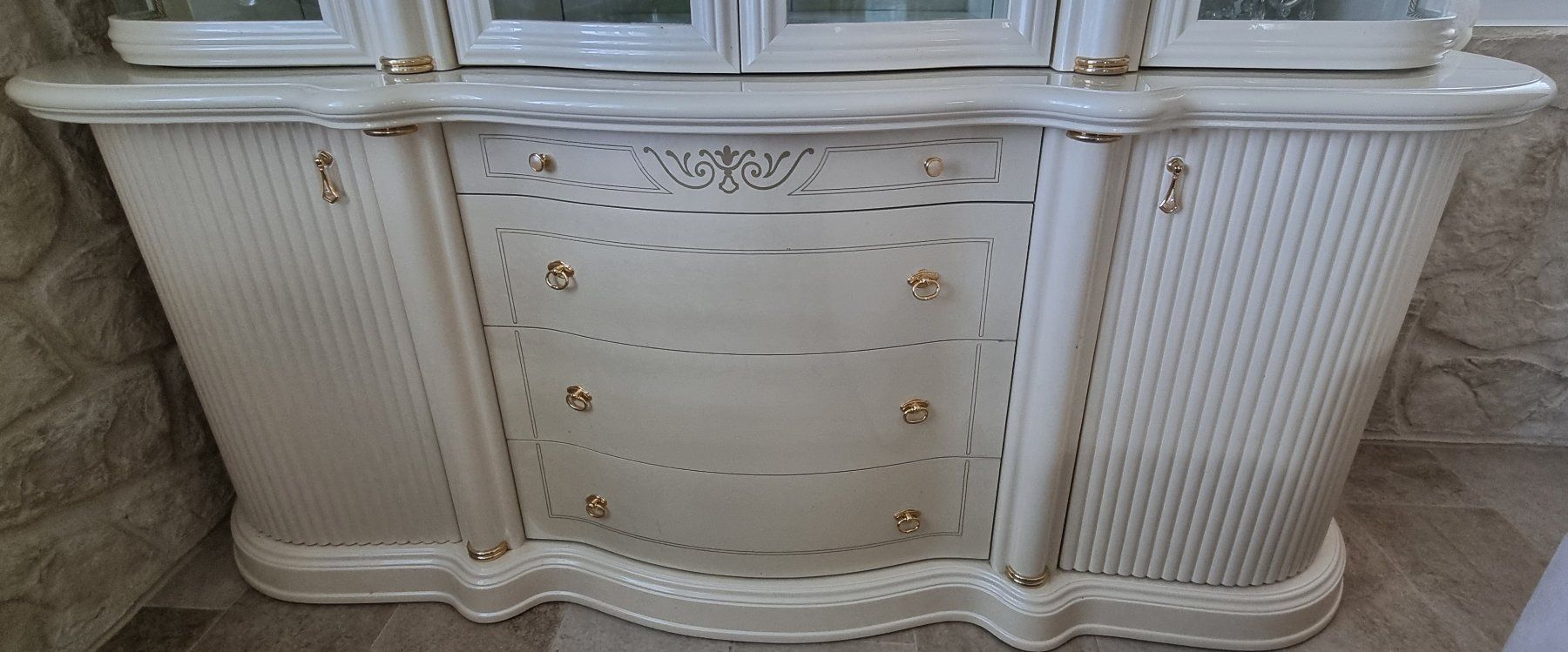 Credenze: Pompöses Buffet Italienischer Style – Usato da Grossdietwil venduto da GNOM313 1