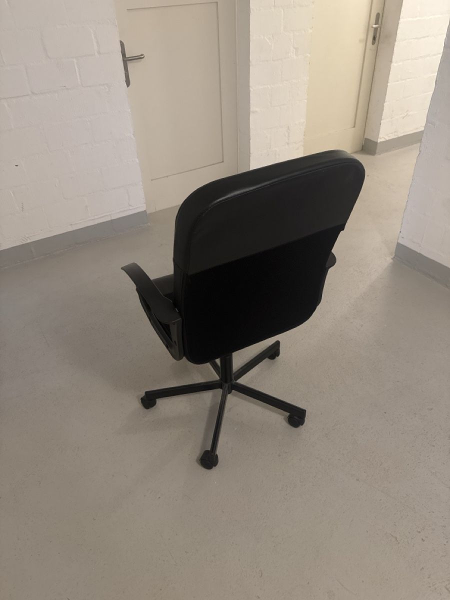 Ikea Stühle: Bürostuhl IKEA – Gebraucht aus Rapperswil SG von Adi4798