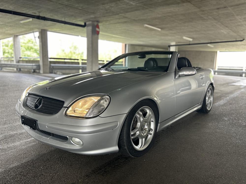 Mercedes-Benz SLK230 Frisch MFK