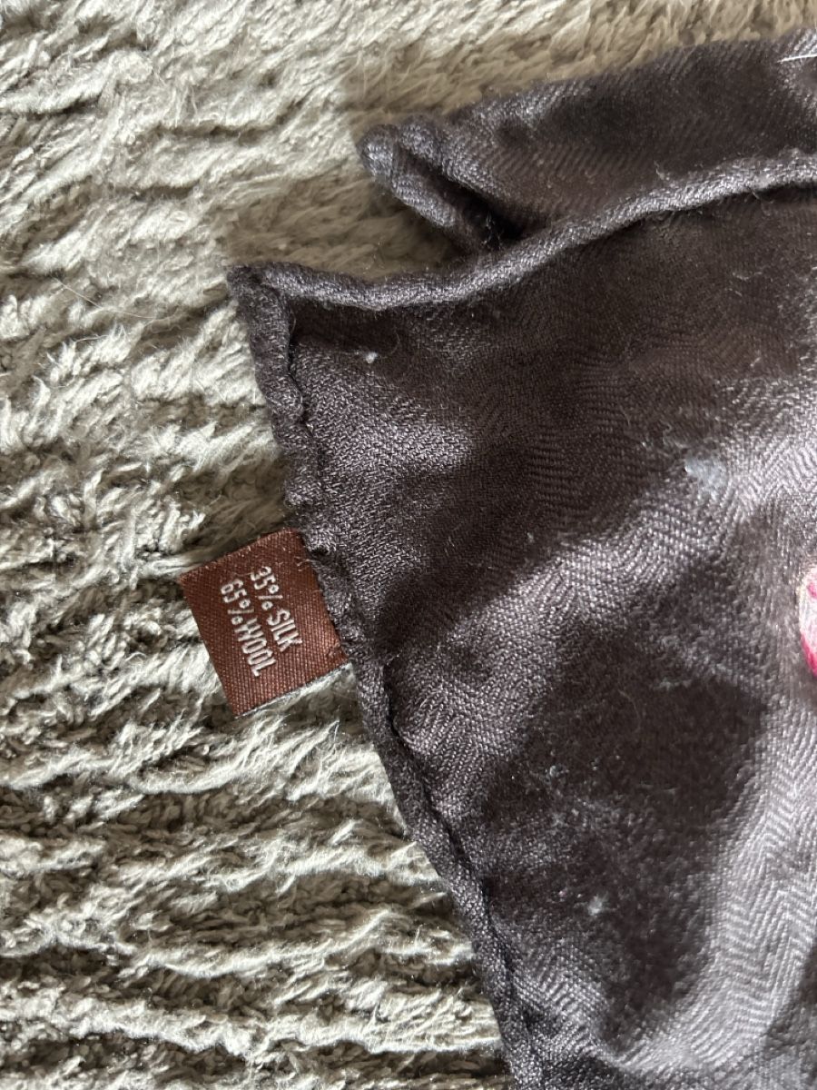 Foulard & Sciarpe: Mucho Gusto Schal – Usato da Horgen venduto da cri_7wv8 2