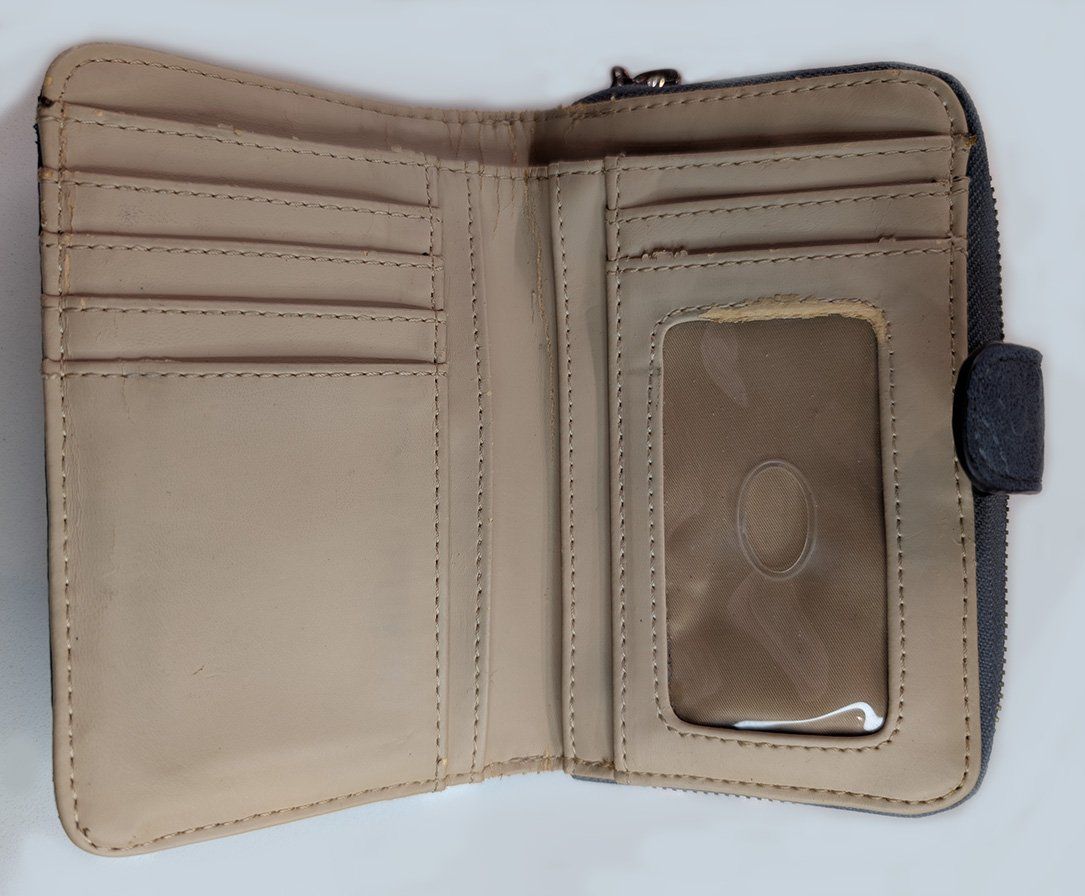 Guess Portamonete: Portemonnaie Guess – Usato da Zürich venduto da TMoran 2