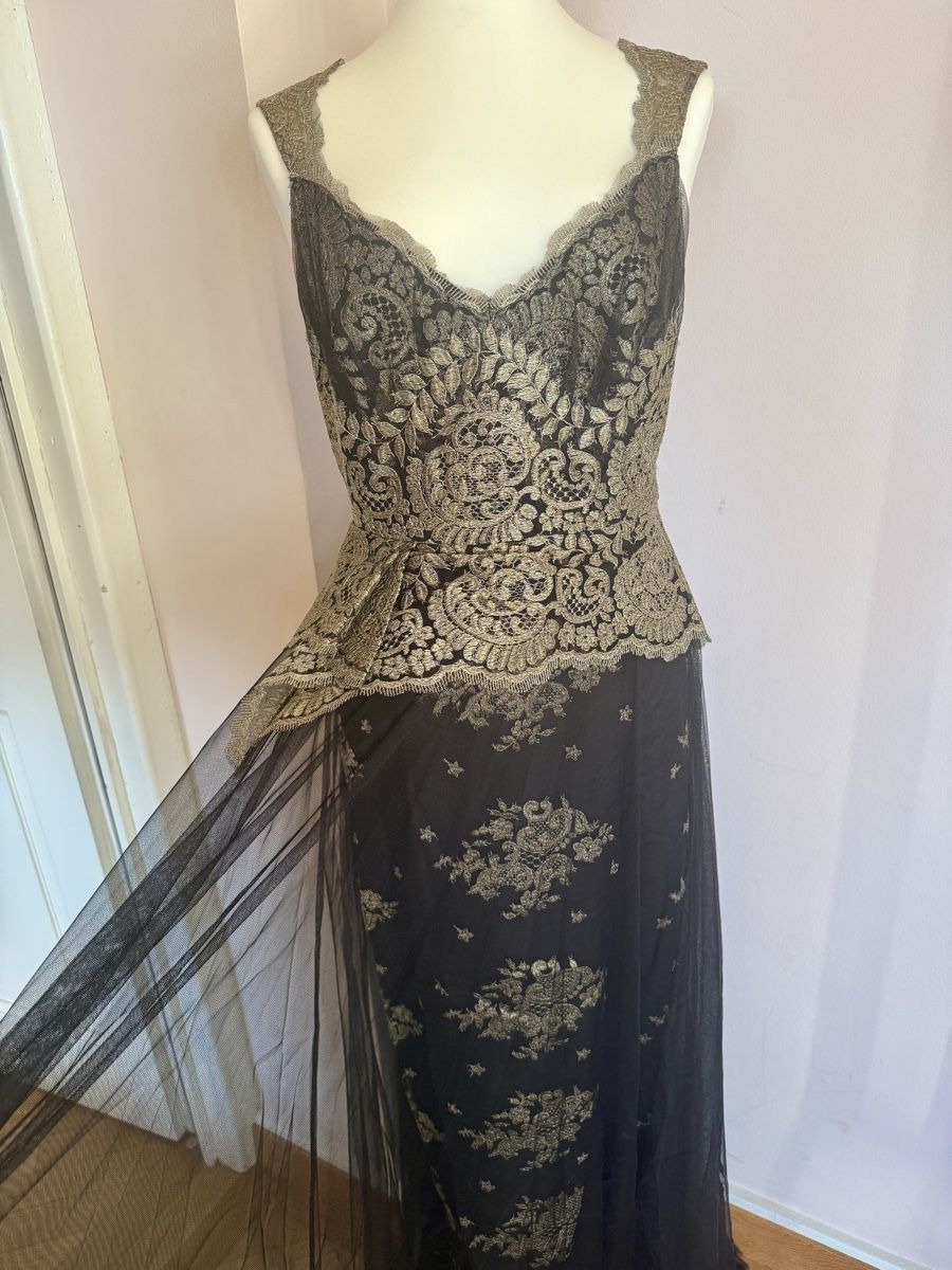 Kleider: Robe de soirée / gala Marchesa Notte élégante noire & dorée – Gebraucht aus Lausanne von Stephaniesdressing 5