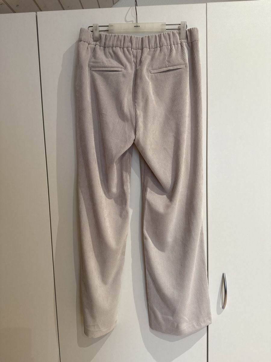 Pantaloni: Lässige Cordhose von Mac – Nuovo (secondo la descrizione) da Geuensee venduto da Gagisi 2